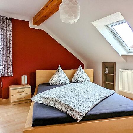 Ferienwohnung Schwalbennest Am Igelsbachsee Абсберг Екстериор снимка